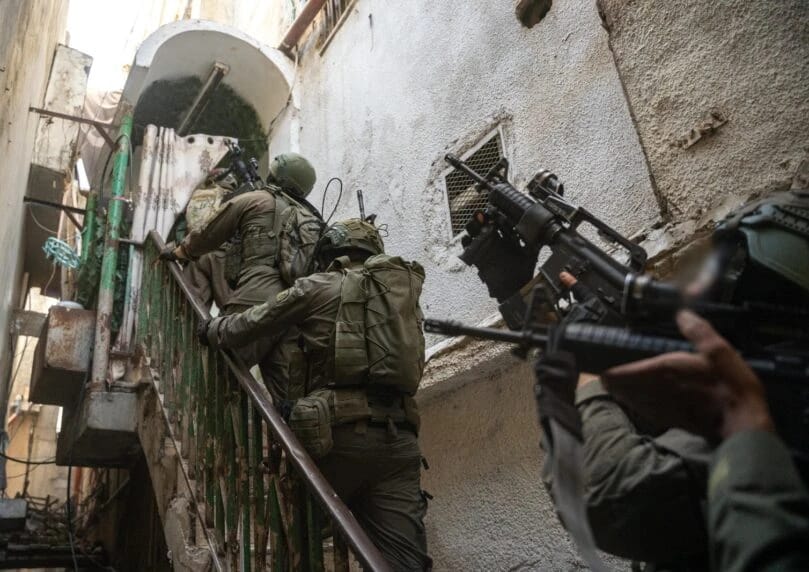 以色列国防军特种部队、空军和其他部队已启动“渡鸦咆哮”演习，模拟犹太和撒玛利亚地区的局势升级。该演习 ...